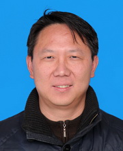 黄伟180X220.JPG